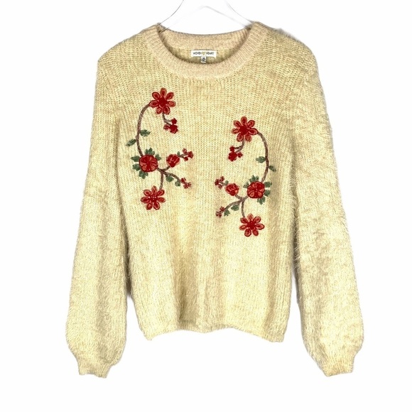 CHUNKY EMBROIDERED SWEATER - Picture 1 of 5